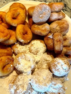 Darci’s Dinky Donuts & Espresso