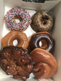 Seven Day Donut Shop