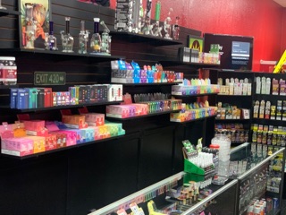 21 Vape Shop in Cape Coral, FL United States - Apple Maps