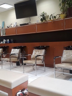 Yvette’s Hair & Nails