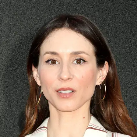 Troian Bellisario