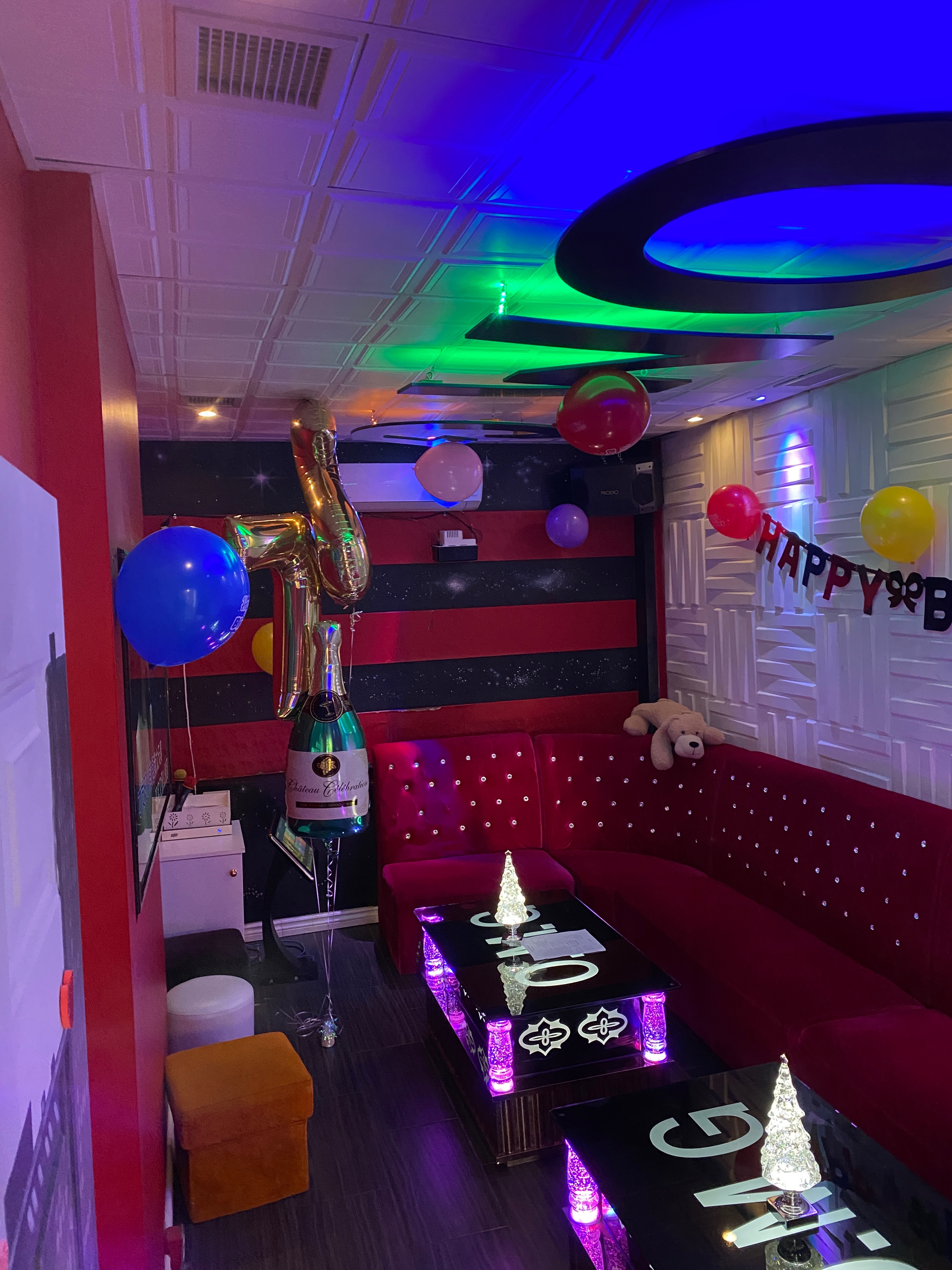 V Shine Karaoke Restaurant