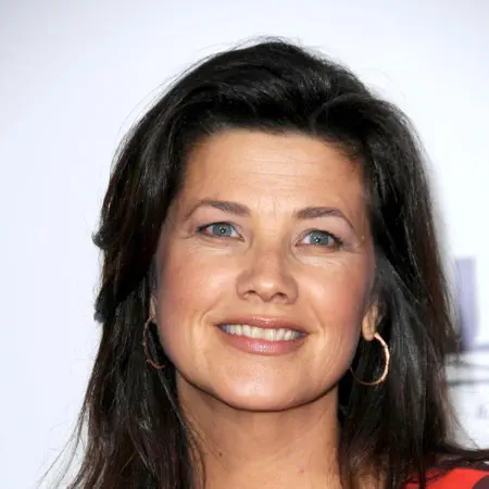 Daphne Zuniga