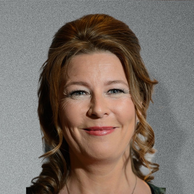 Claudia Bluemhuber