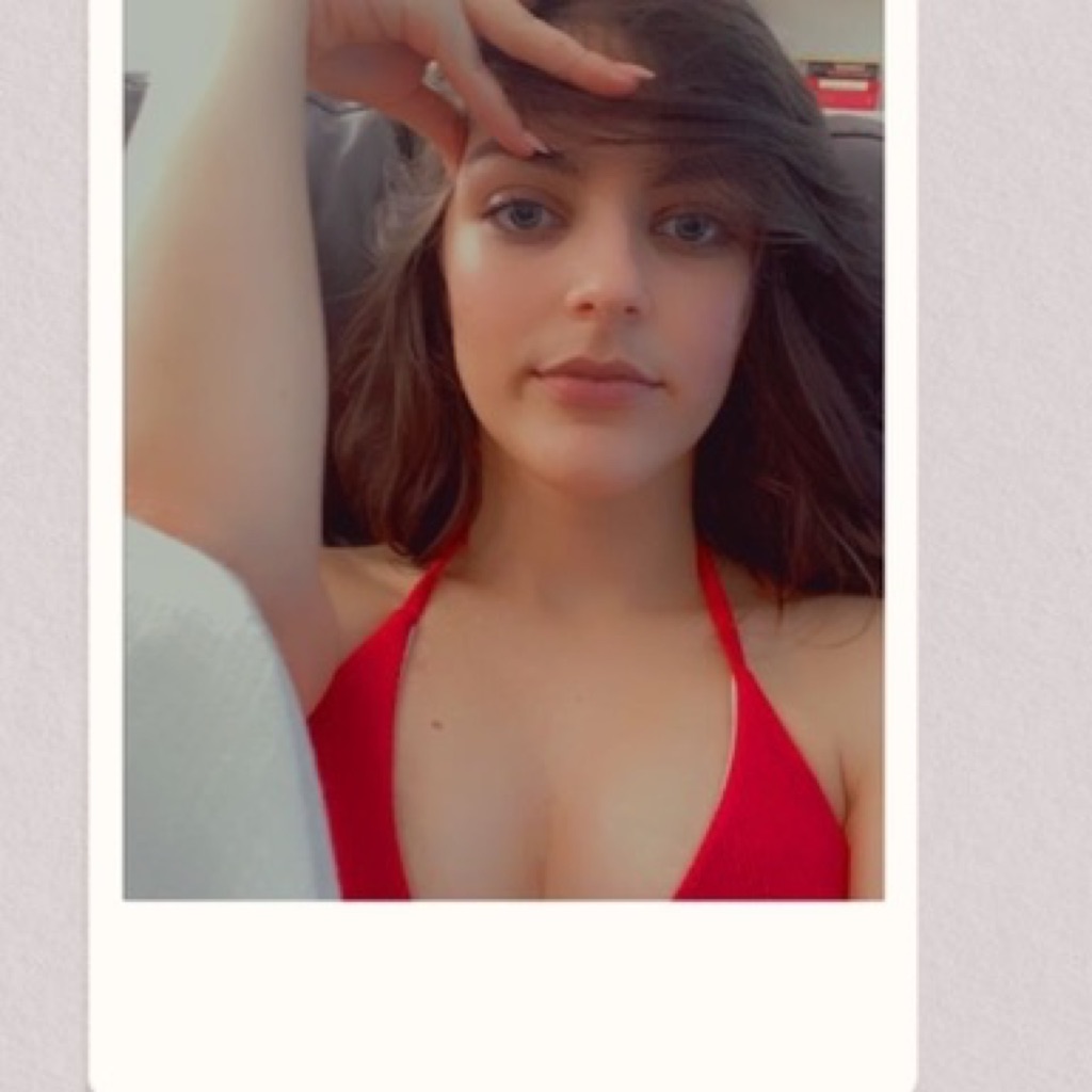 AppleMusic profile picture for @yessica