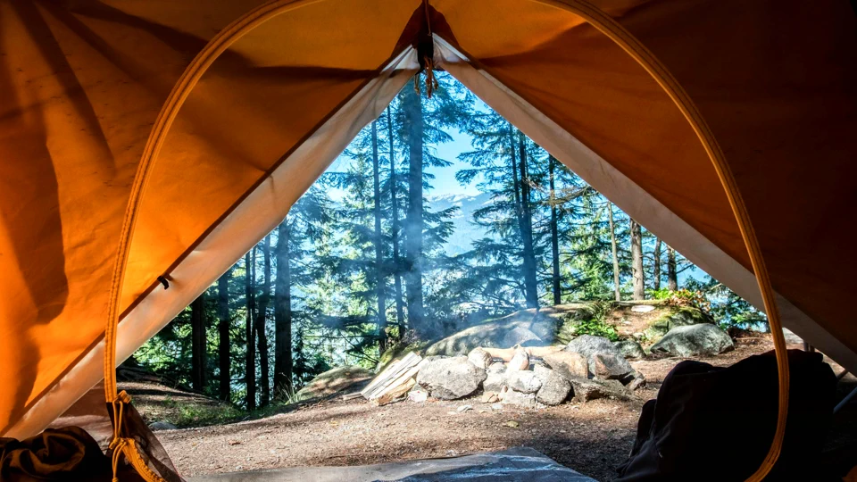 Camping Escapes App Store product page header