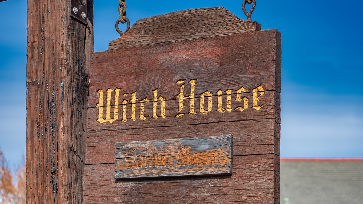 The Salem Witch Trials - History's Greatest Mysteries (Season 5 ...