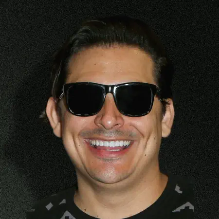 Robbie Daymond