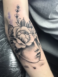 Donovan’s Black Label Tattoo