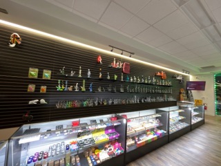 elfbar nachfüll pod läuft aus 3 Guys Vape & Tobacco main image 0