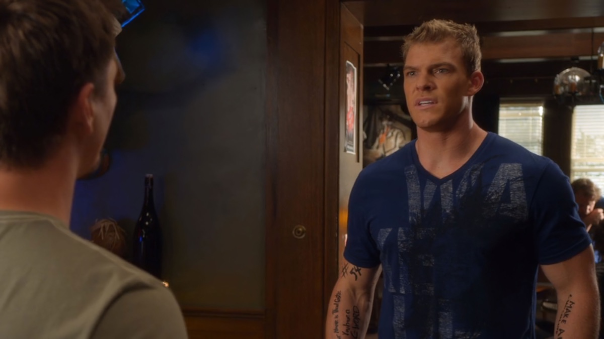 Thad's Back – Blue Mountain State (Season 3, Episode 3) - Apple TV (CA)