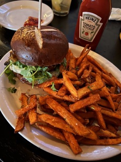 Jackson Avenue Pub Photos