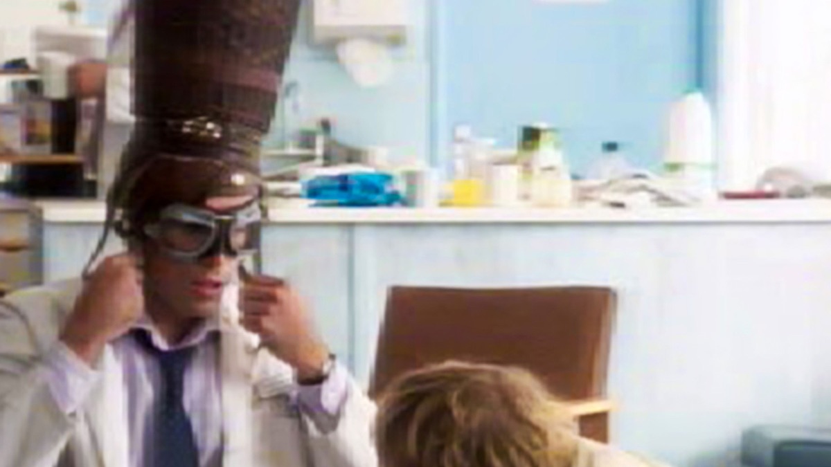 Tangled Webs Green Wing (Series 1, Episode 7) Apple TV