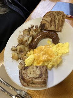 Ernie’s Hometown Diner