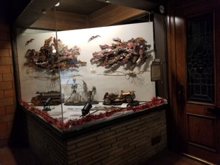 Shop Montrose 2