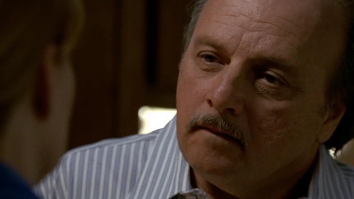 ‎Everyone Into The Poole - NYPD Blue (Series 8, Episode 16) - Apple TV (DE)