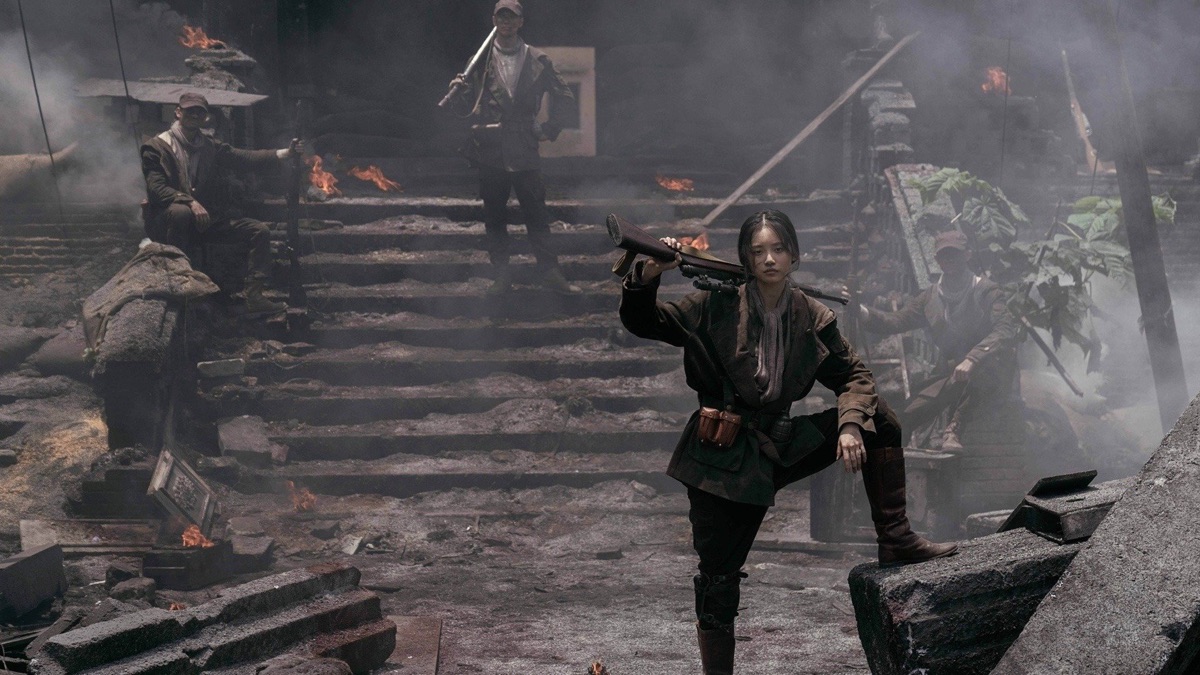 Couple of Mirrors Apple TV