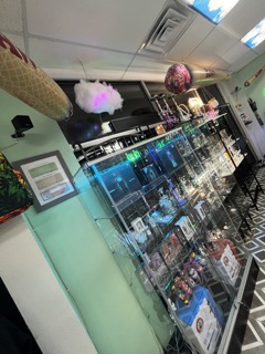 Puffs Smoke Shop in Arlington, TX United States