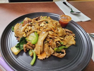 Black Rice Sushi & Thai Cuisine (Halal)