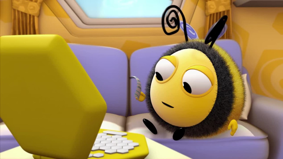 ‎Computer Bee / Sporty Bee / Birthday Bee - The Hive (Season 1, Episode ...