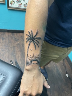 Lollis Studios Tattoo Company tattoo studio in Pinellas Park