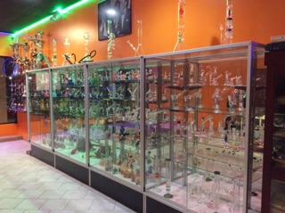 vape and smoke niles Smoking And Tobacco in Niles, OH main image 0
