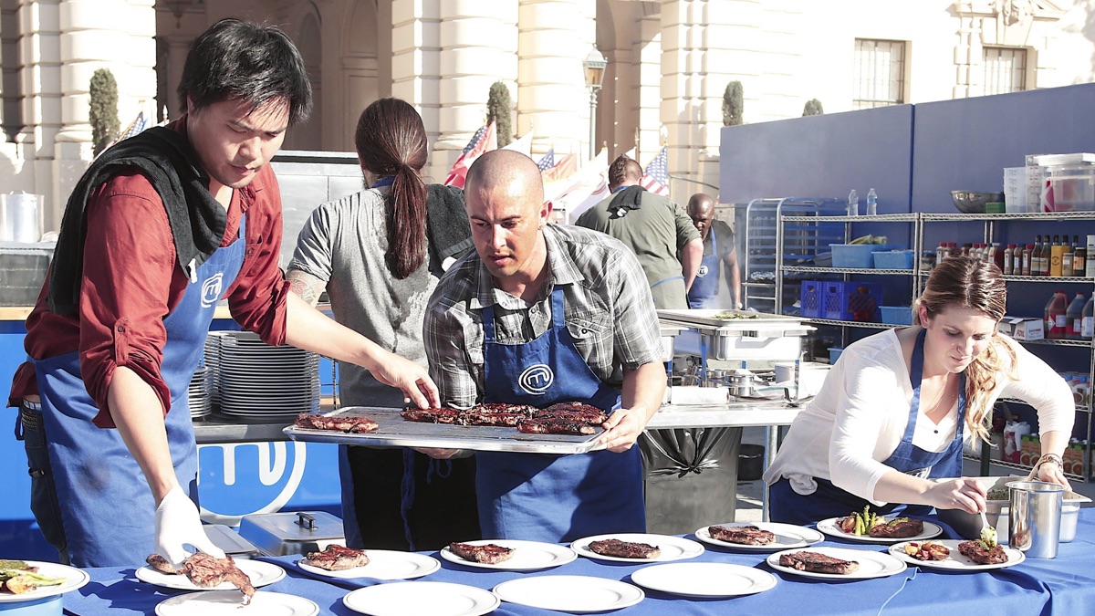‎A Tag Team Classic – MasterChef (Season 4, Episode 10) - Apple TV (CA)