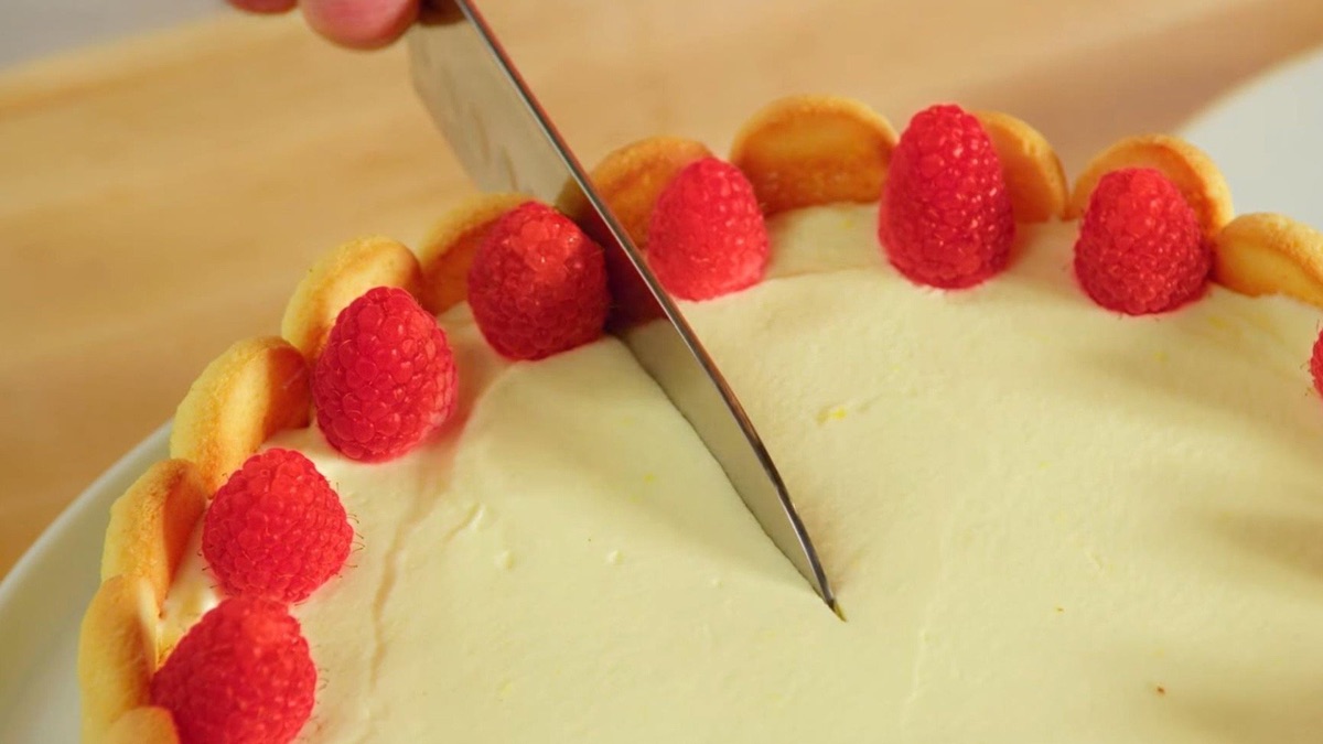 Lady Fingers Bake With Anna Olson (Season 1, Episode 23) Apple TV (CA)