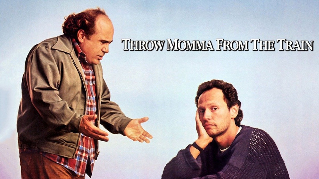 Throw Momma from the Train op Apple TV
