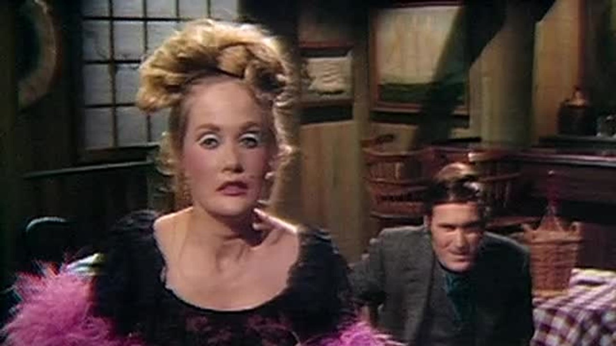 ‎Episode 846 – Dark Shadows (Season 4, Episode 187) - Apple TV (NZ)