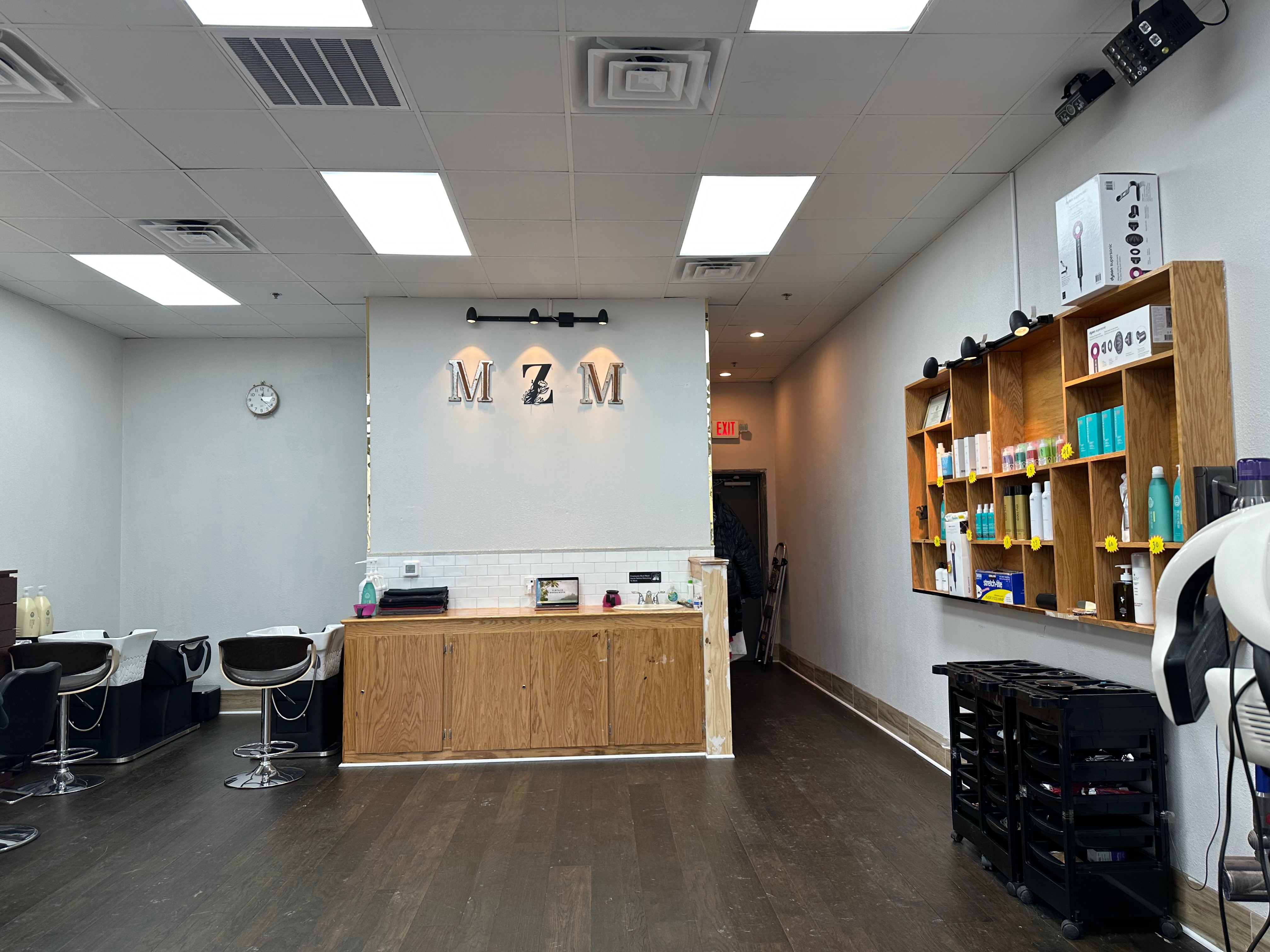 MZM Hair Salon Photos