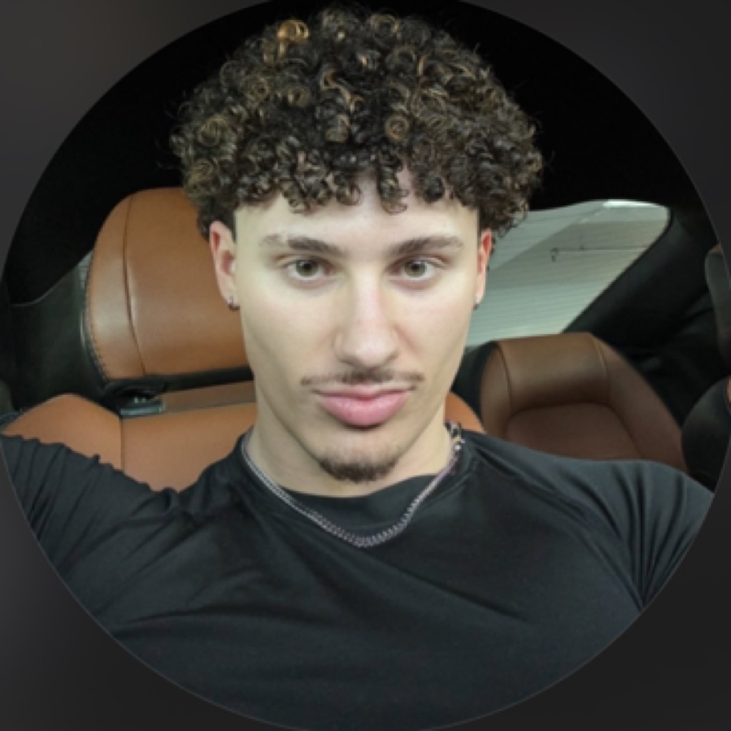 AppleMusic profile picture for @pov