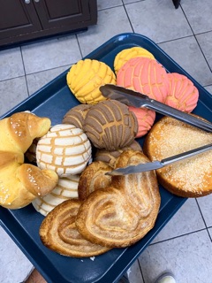 Panaderia La Pequena