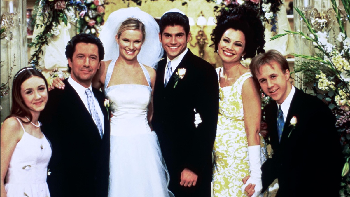 La Boda de Maggie - La Niñera (temporada 6, episodio 21) - Apple TV (MX), image size:1200x675