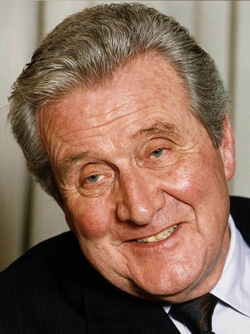 Patrick Macnee Movies and Shows - Apple TV