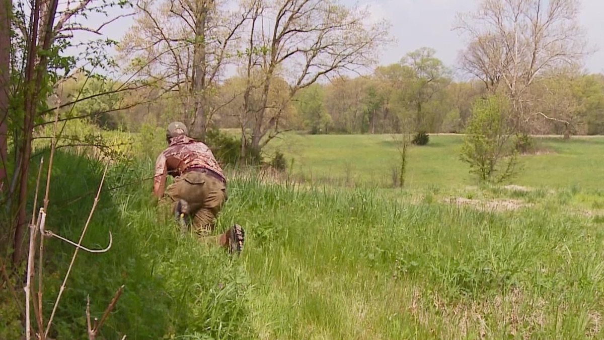 Welcome to Strut Commander - Buck Commander (Season 7, Episode 11 ...