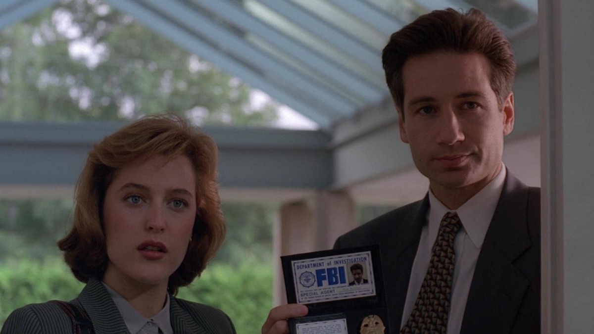 Ghost in the Machine - The X-Files (Series 1, Episode 7) - Apple TV (MT)