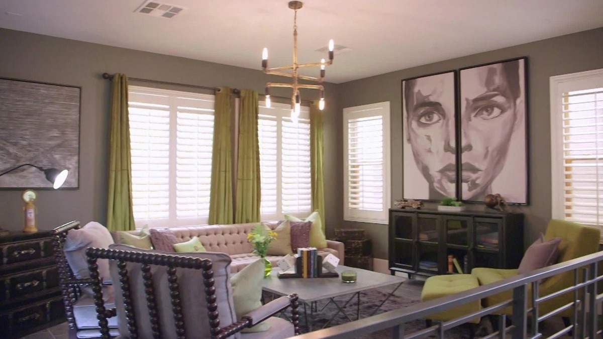 ‎From Bank Owned to Industrial Vegas Glam – Flip or Flop Vegas (Season ...