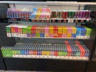 G & J Smoke & Vape Shop in Lincoln, NE United States - Apple Maps