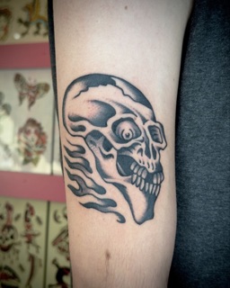 Laurel Street Tattoo Parlour tattoo studio in Fort Bragg