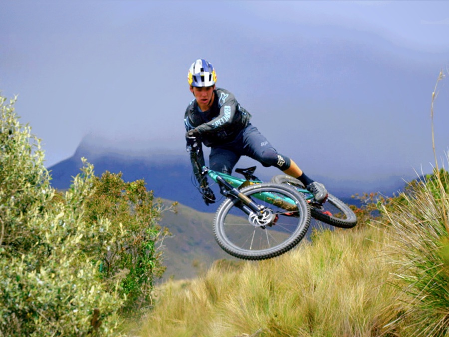 Rob Warner's Wild Rides - Apple TV