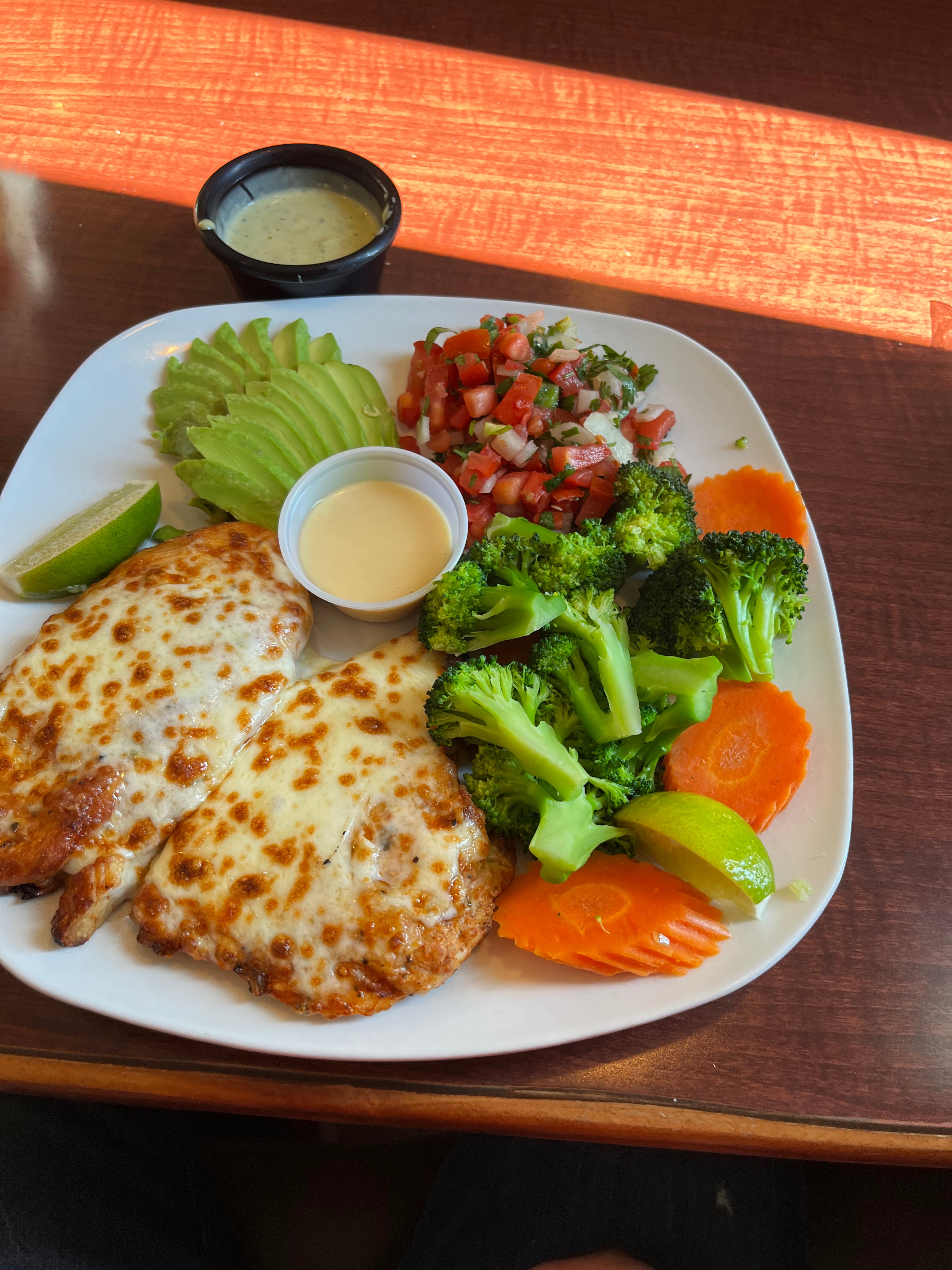 El Muelle Seafood Airline