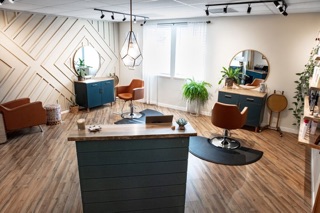 Stephanie Rethans True Colors Hair Salon