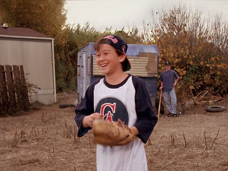 Angels in the Outfield - Apple TV (CA)