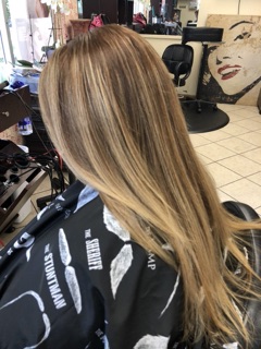 Mirna’s Beauty Salon & Barber
