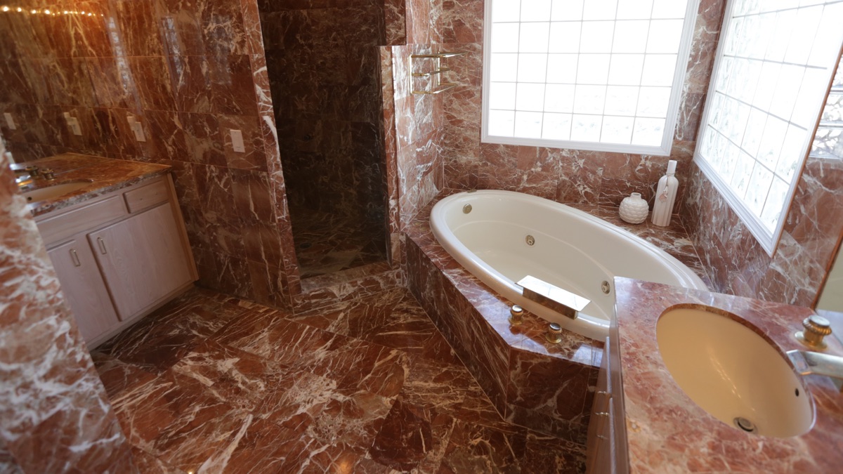 Carolina Beach Home - Beach Hunters (Series 3, Episode 10) - Apple TV (UK)