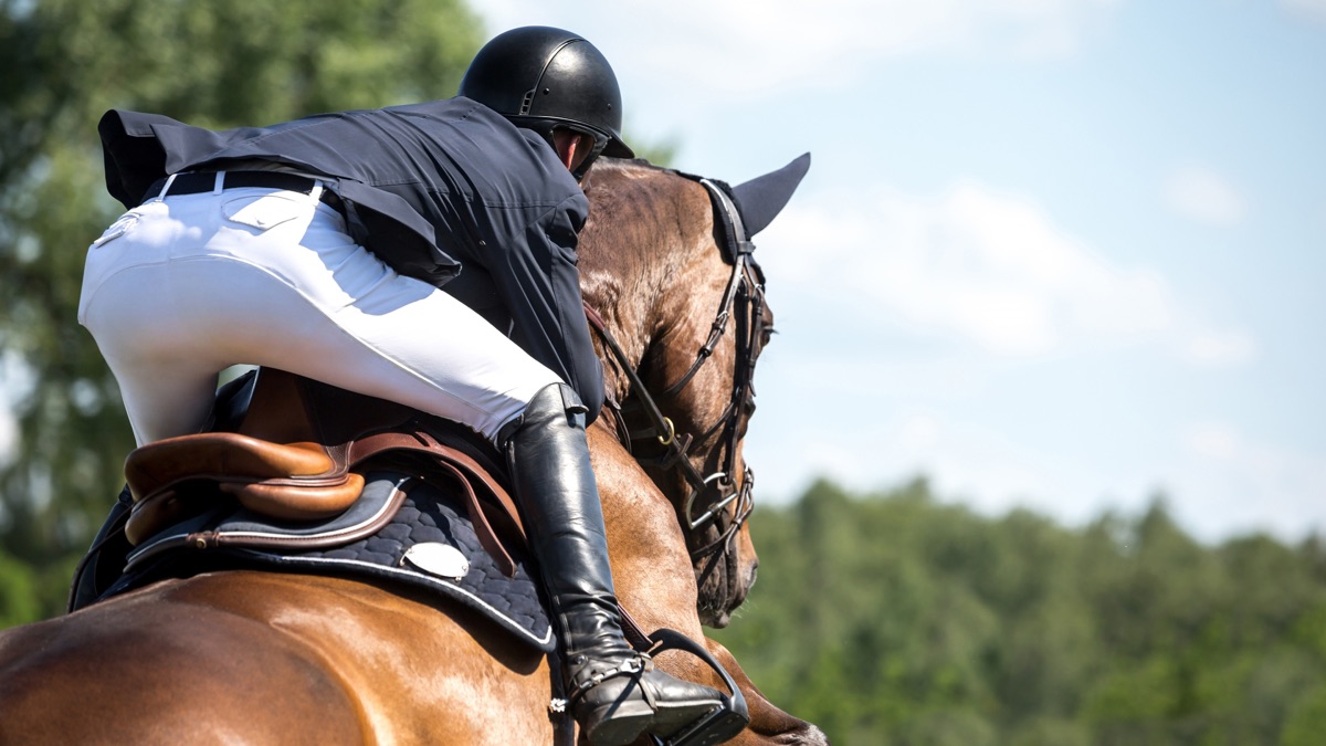 Alex Bragg: Winter Training for Eventers - Apple TV (DE)