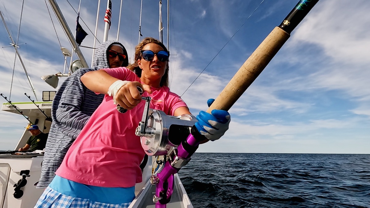 Who's the G.O.A.T. Boat? Wicked Tuna (Season 12, Episode 1) Apple