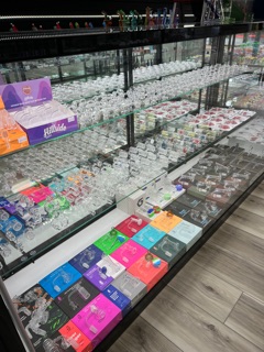 Superior Smoke Glass & Vape in Issaquah, WA United States - Apple Maps