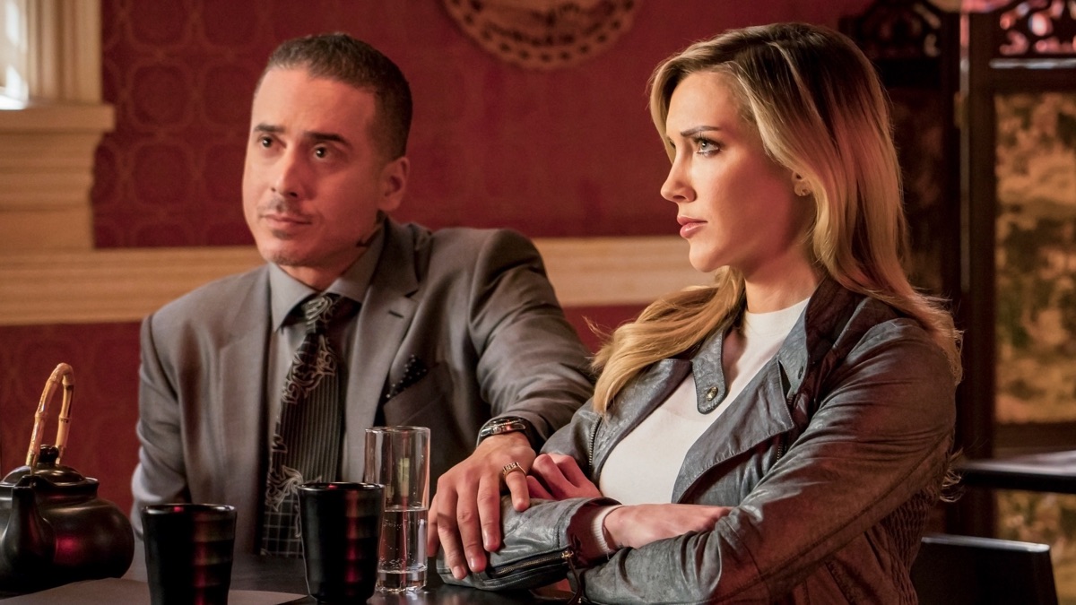 Shifting Allegiances - Arrow (Season 6, Episode 20) - Apple TV